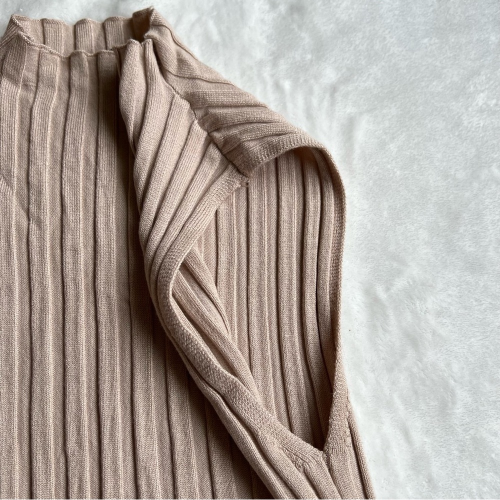 Dynamite | Ribbed Mock Neck Top - Picture 2 of 6